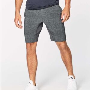 Lululemon T.H.E. Short Linerless 9" Heathered Charcoal, Size M